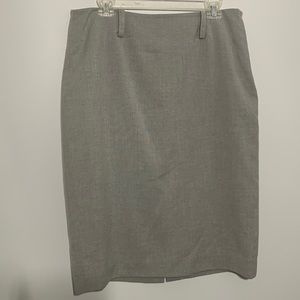 Anne Klein Gray Skirt